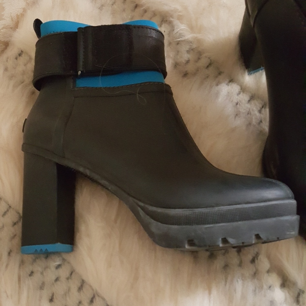 Sorel Booties